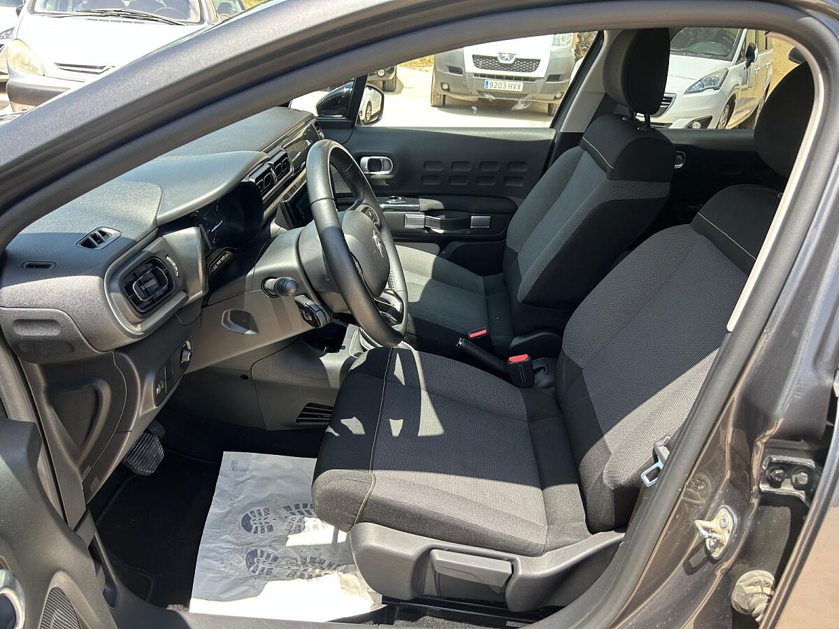 CITROEN C3 SHINE 1.2 E-THP AUTO SPANISH LHD IN SPAIN ONLY 18000 MILES SUPER 2023